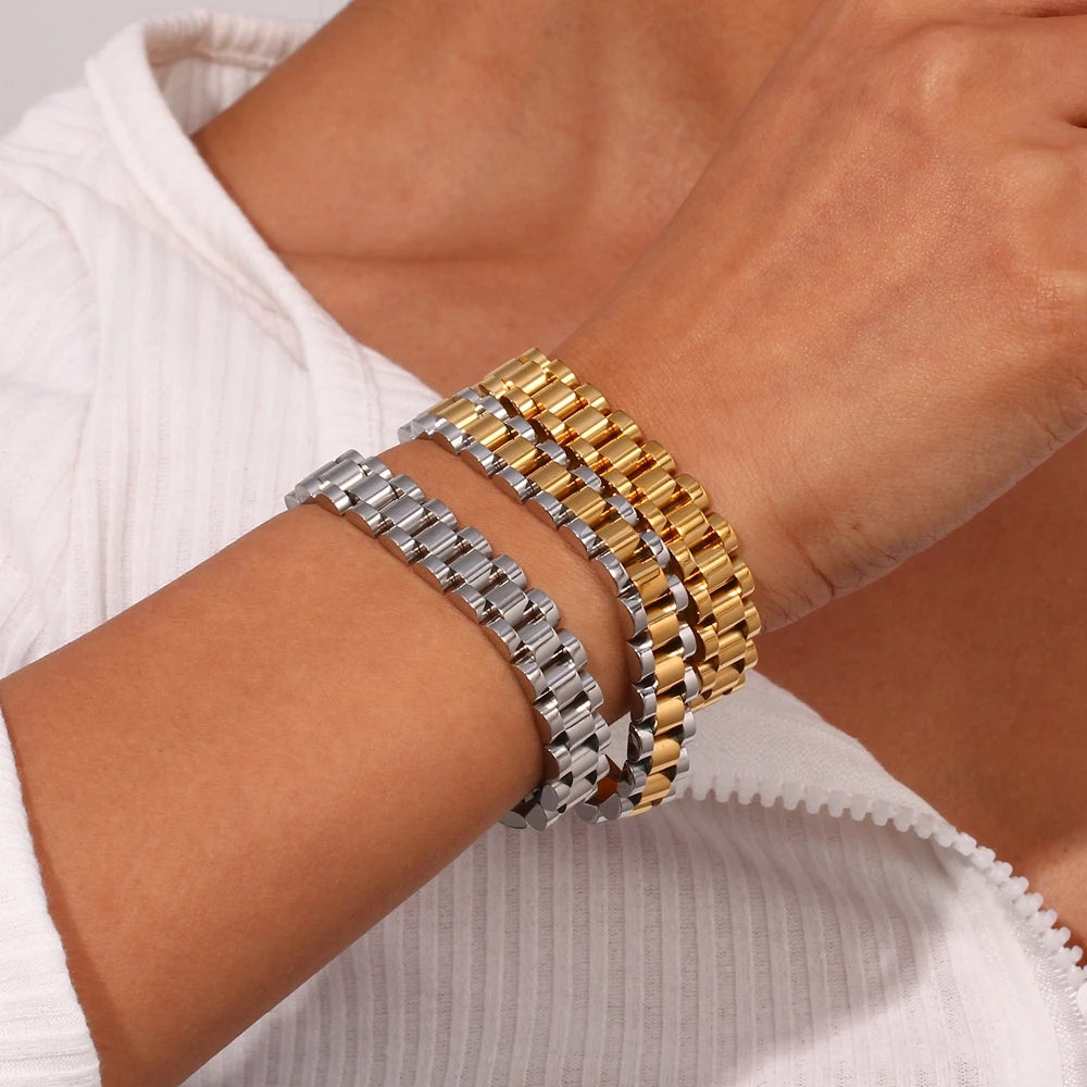 Pulseras de acero inoxidable sin deslustre MamacitaSlay chapadas en oro de 18